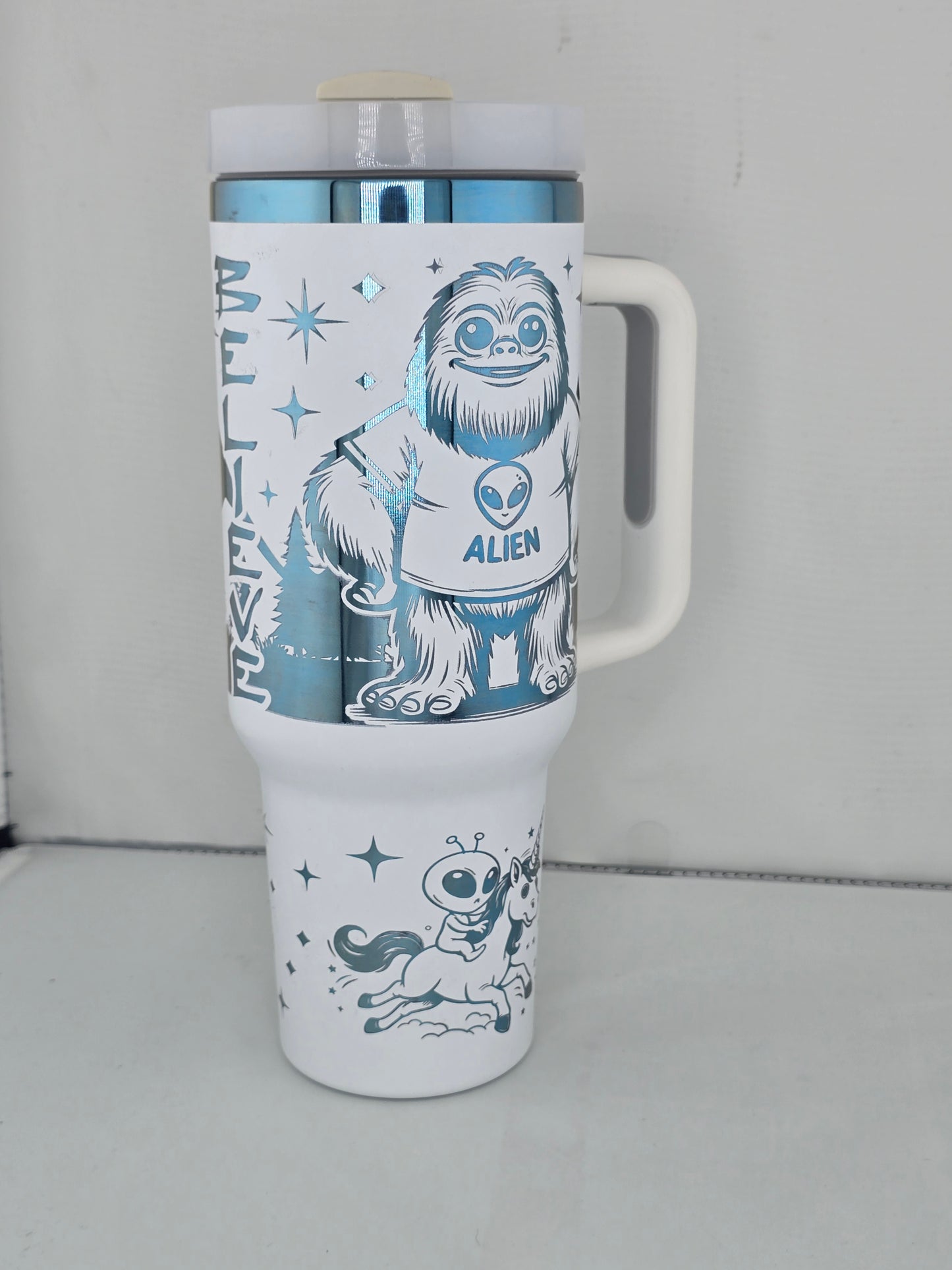 believe big foot alien unicorn - Laser Engraved 40 oz Tumbler white blue plated