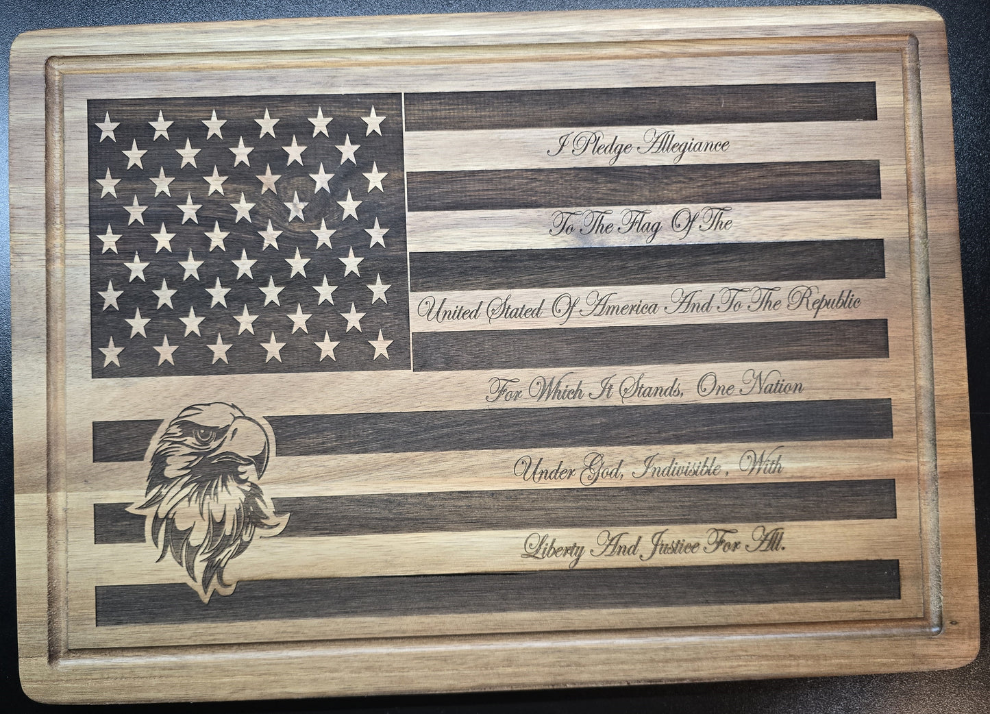 Pledge of allegiance American flag cutting board.